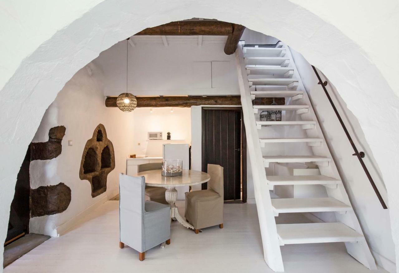 Monastery Estate Guesthouse Суйя Экстерьер фото